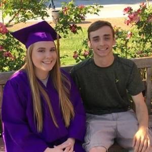 Meet your Posher, Leah